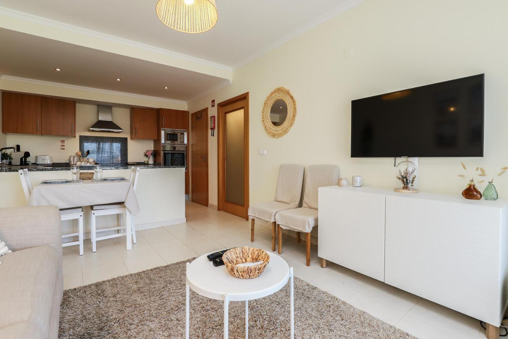 Charming Flat 10 Min Walk To Beach Appartement Albufeira Buitenkant foto