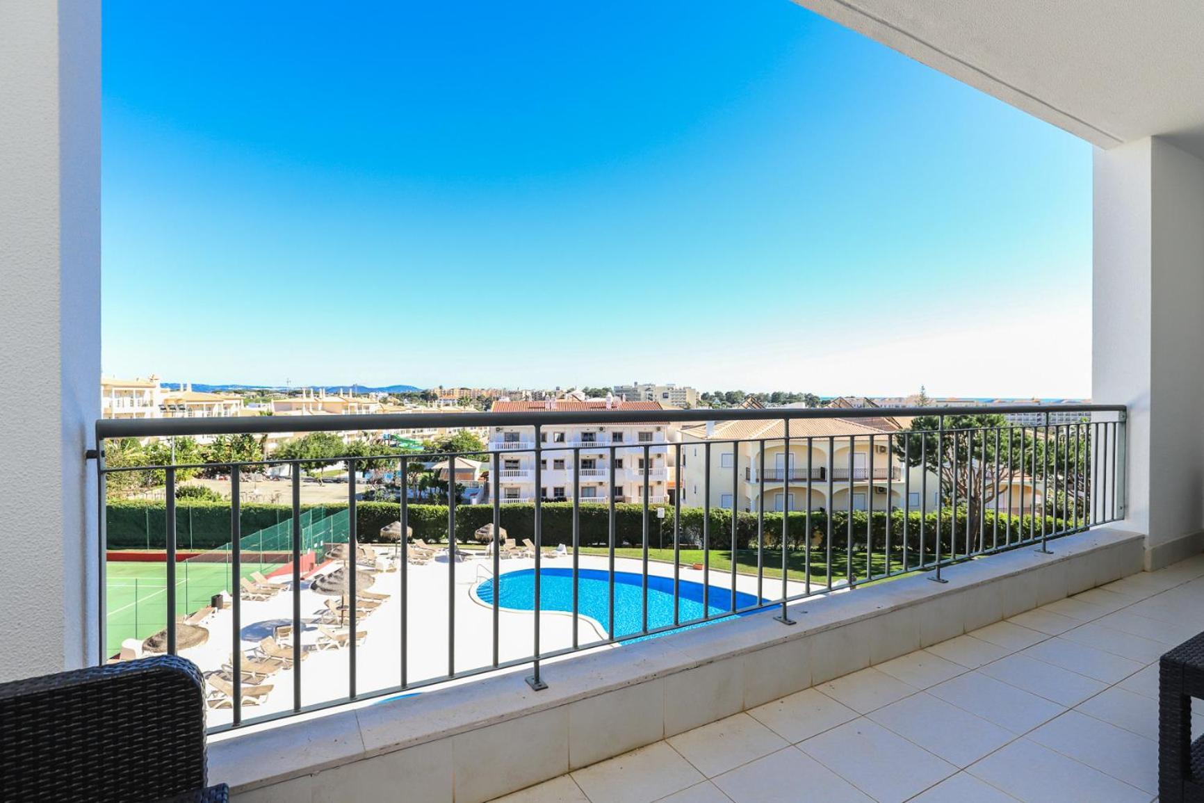 Charming Flat 10 Min Walk To Beach Appartement Albufeira Buitenkant foto